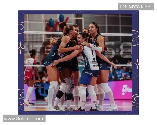 美国女排与古巴女排激战正酣谁将夺得本届赛事的冠军荣耀